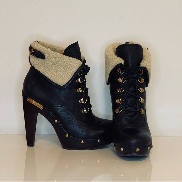 BCBG Leather Booties size 8 US - Never Worn - Picture 2 of 4